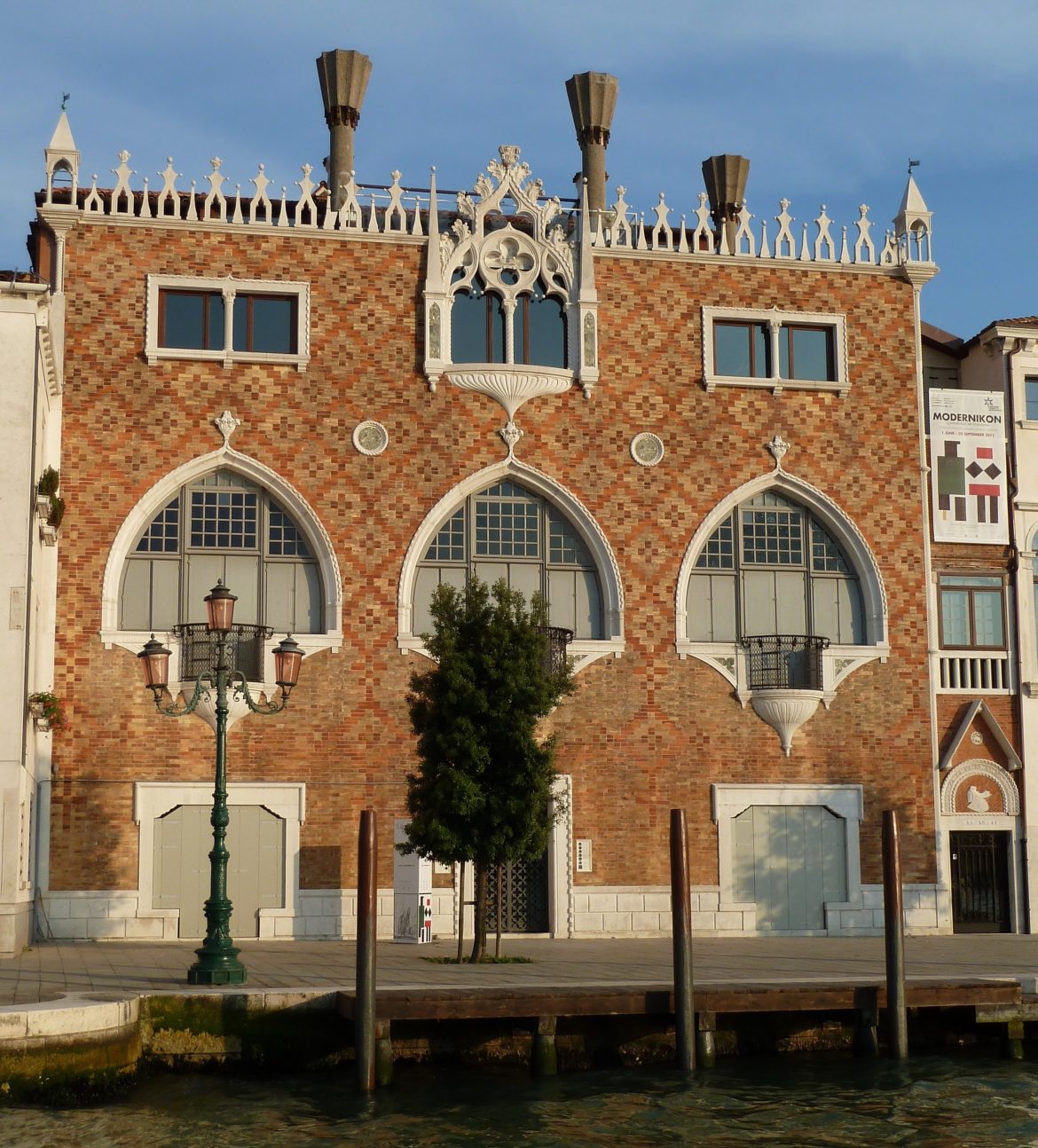 Casa dei Tre Oci